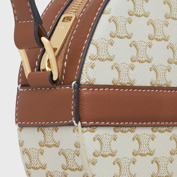 2021SS☆ セリーヌ ストラップ付きラウンドパース ホワイト 偽物 10G342CAM.04BT